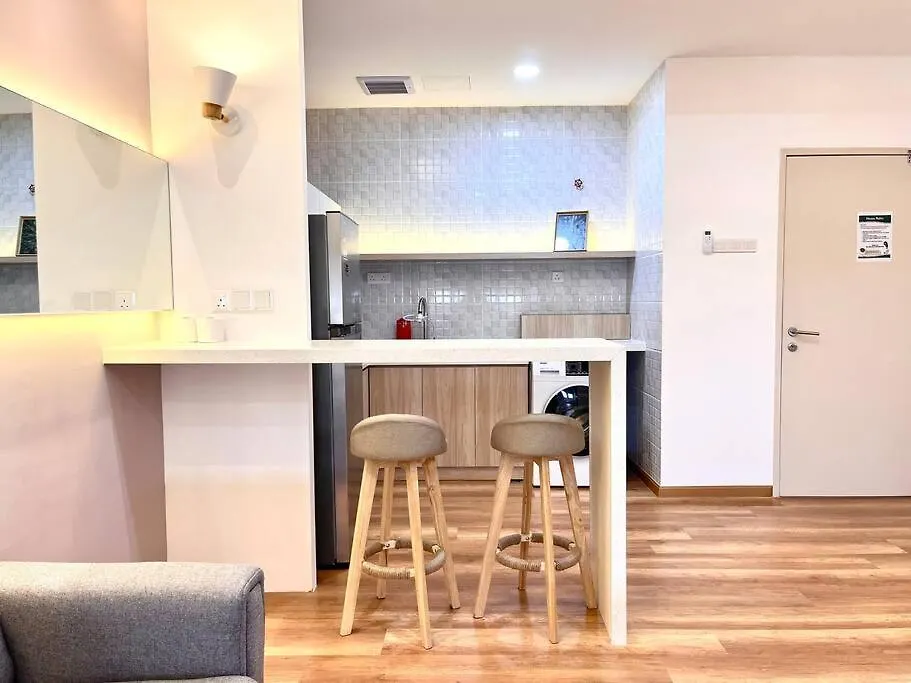 Urban Vista @ The Quartz Residence: City Center Retreat With Infinitypool Malacca アパート