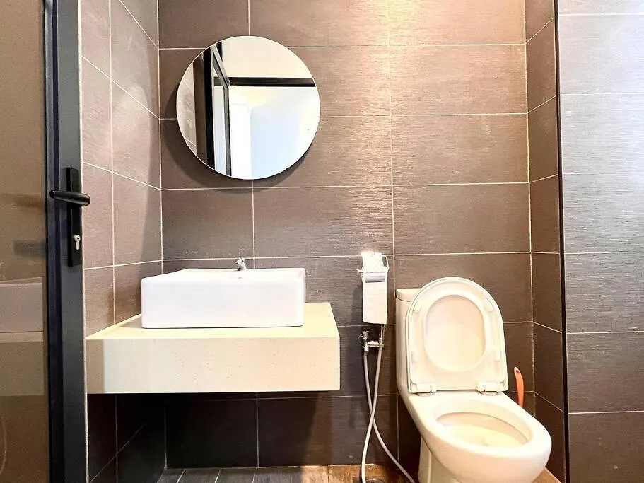 Urban Vista @ The Quartz Residence: City Center Retreat With Infinitypool Malacca アパート